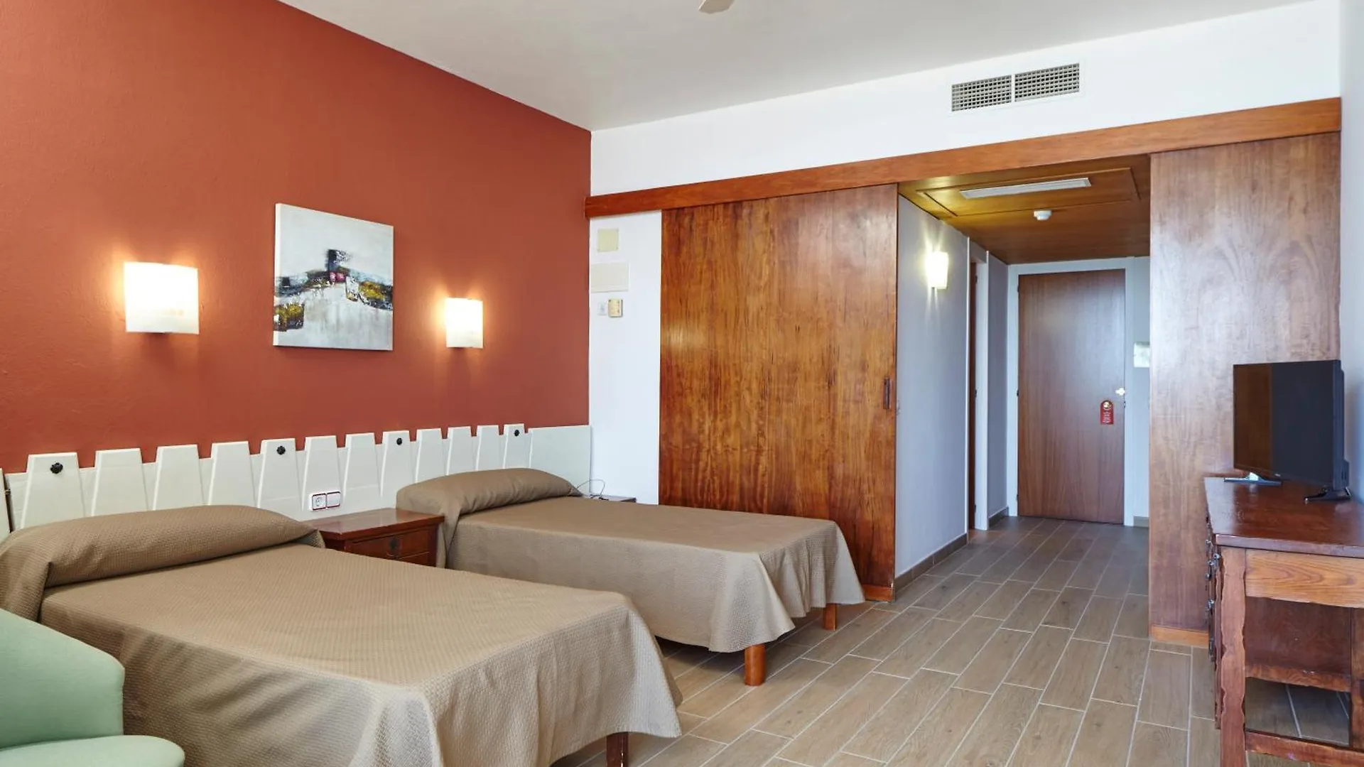 Hotel Arenal Sant Antoni de Portmany 3*,  Espanha