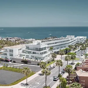 https://baobab-suites.adeje-hotels.com