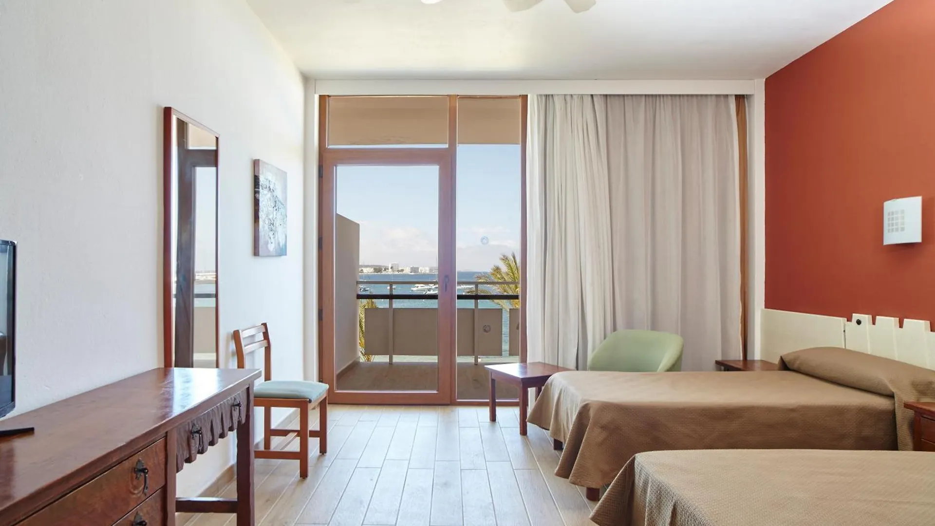***  Hotel Arenal San Antonio  Spain